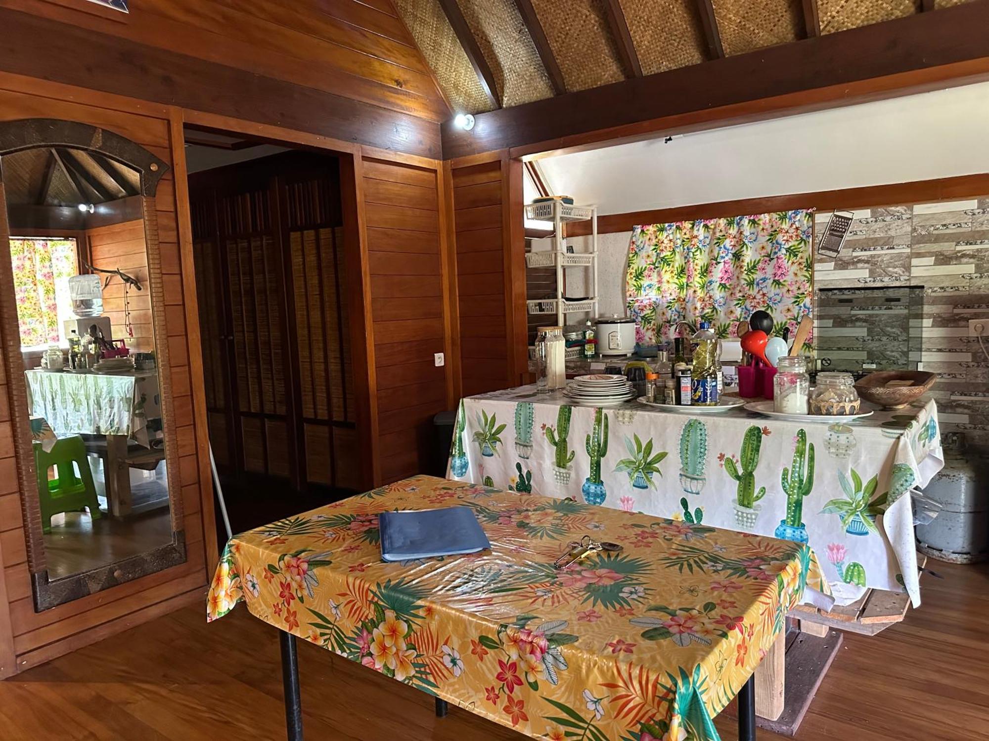 Vaiotaha Lodge Бора-Бора Экстерьер фото